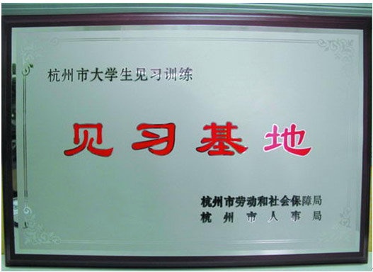 104729_1.jpg